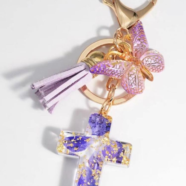 2024 Cross-border in-stock pink sequined resin keychain pendant with 26 English letters and butterfly tassel accessory details Picture