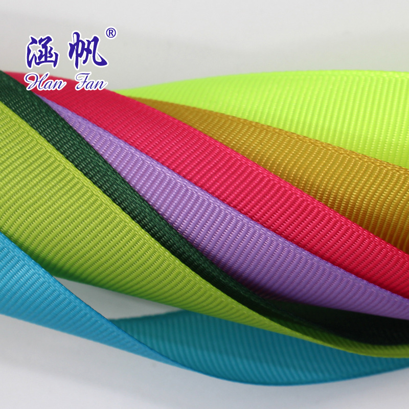 Colorful ribbons, ribbon hair curls, hair bands, towel loops, beaded nails, high ponytail headwear, custom-made by hand details Picture