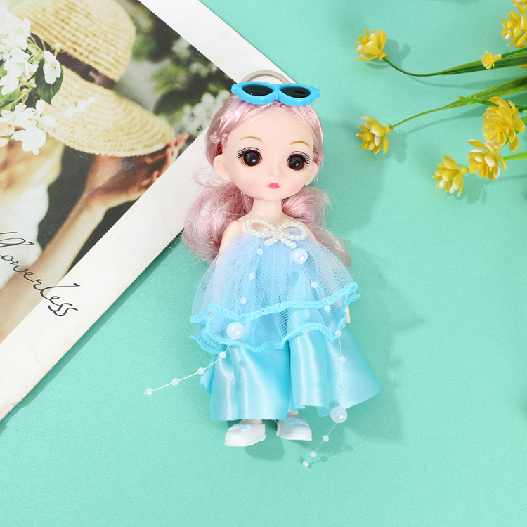 17 cm Barbie Douyin best-selling hand-foot activity doll, princess girl glasses dress doll, interchangeable keychain pendant, girl toy Application Scenario