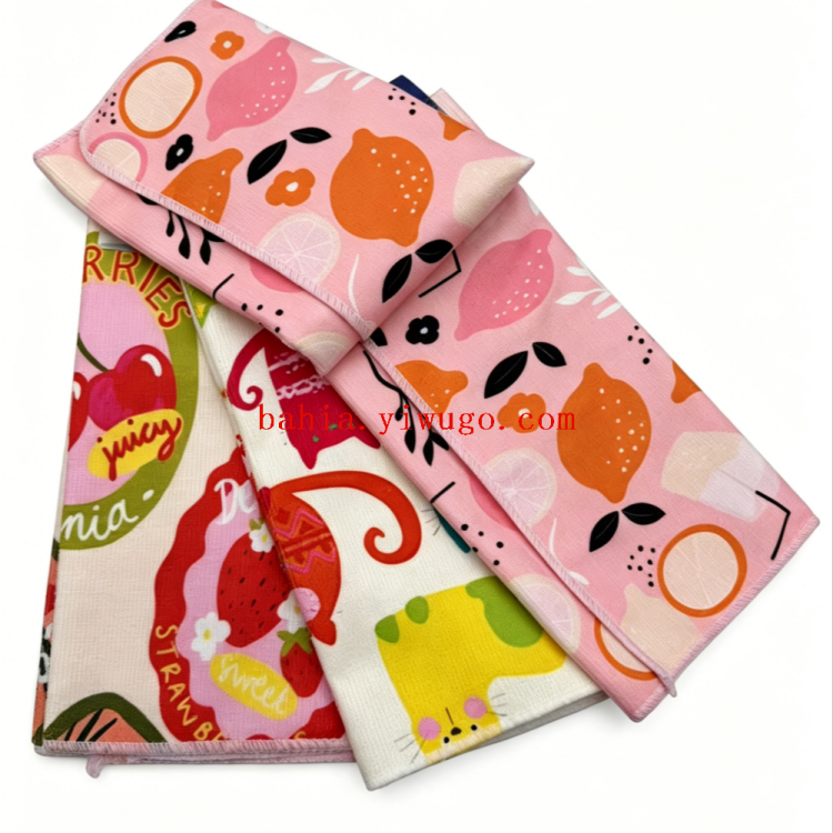 Summer cool fruit-printed small square towel, absorbent, breathable and multi-purpose cleaning towel Item Picture