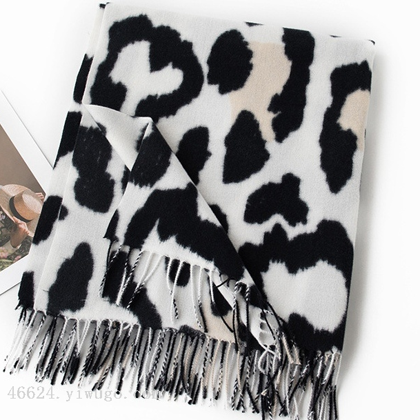 Wholesale e-commerce live-streaming supply chain of new cross-border scarves with imitation cashmere prints, cow and leopard patterns Specification image