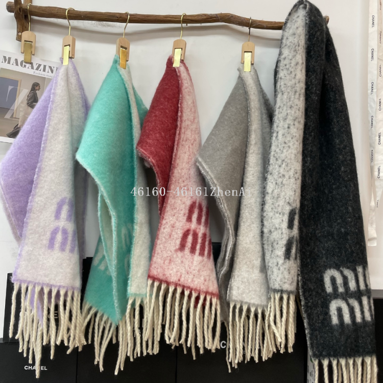 The new cross-border export winter atmosphere double-sided thick beard is supplied by the e-commerce live-streaming supply chain details Picture