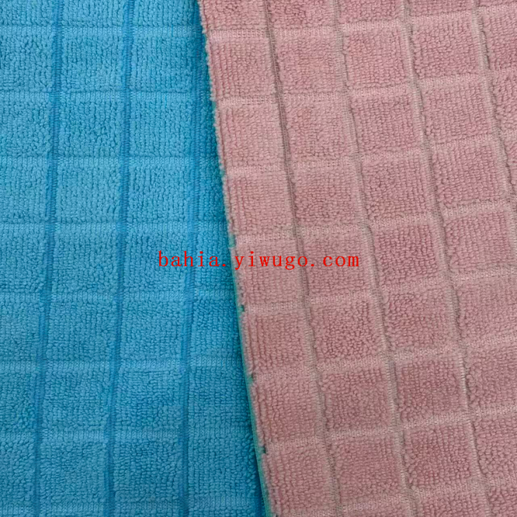Wholesale kitchen cloths, car waxing towels, kitchen cleaning cloths, water-absorbing and stain-removing Application Scenario
