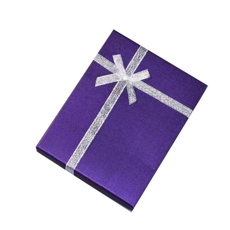 Customized 12*16CM Korean-style bow gift box, top and bottom cover accessories, headwear box, embossed and pasted packaging box Application Scenario