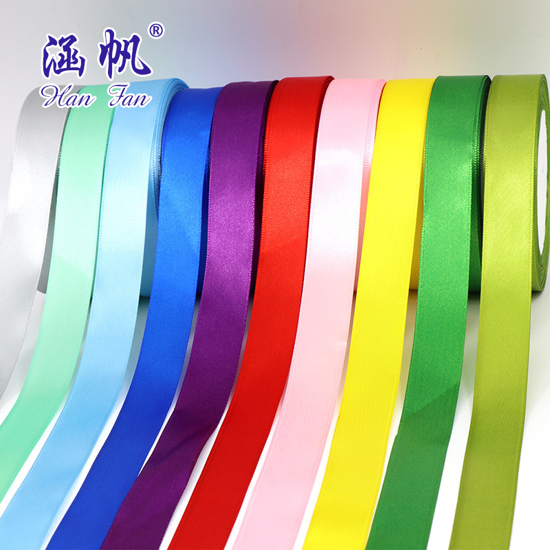 Wedding colorful ribbon rolls, festival paper decorations, honeycomb balls, colored stripes and latte art decorations, wedding supplies Specification image