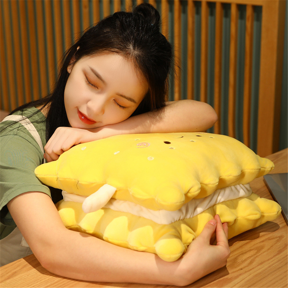Simulated sandwich cookies, throw pillows, blankets, plush toys, home sofas, nap air conditioning blankets, dolls, custom-made food details Picture