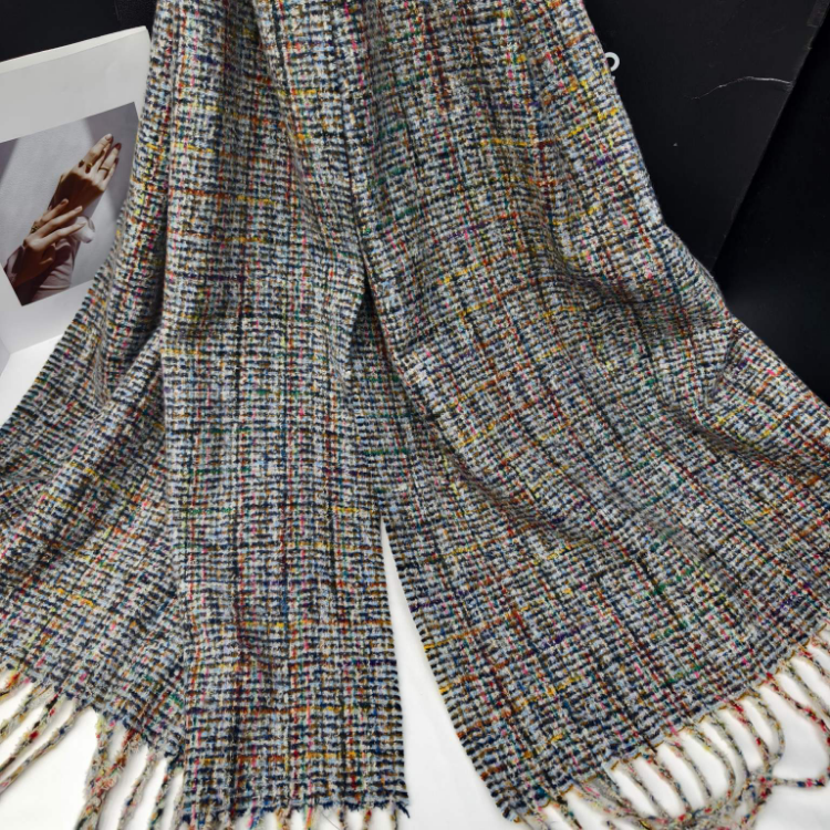 Cross-border wholesale of scarves, e-commerce live streaming, supply chain, new styles of duan dye, small fragrance, thick beard Specification image