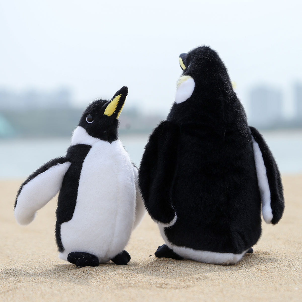 Realistic emperor penguin plush toys, Children's Day gifts, aquarium animal dolls, boys' birthday gifts wholesale