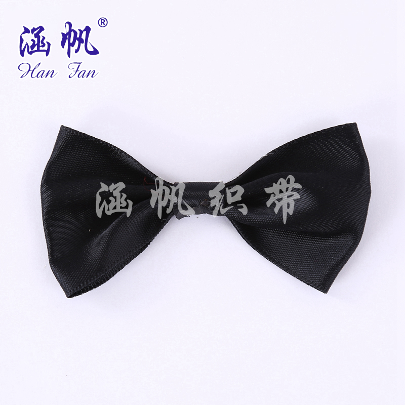 Premium black bow tie accessories with beaded collar flowers, a retro style and fashionable decoration details Picture