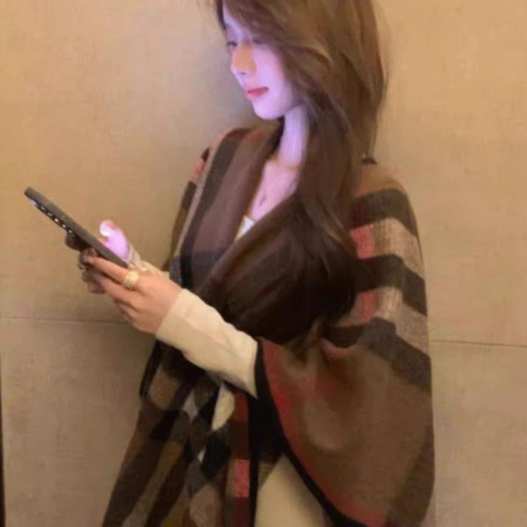 Cross-border scarf wholesale e-commerce live streaming supply chain, Bagged split shawls details Picture