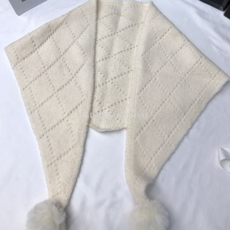 New cross-border wholesale e-commerce live streaming, available button hanging balls, triangular towels, pom-poms, detachable, supply chain Specification image