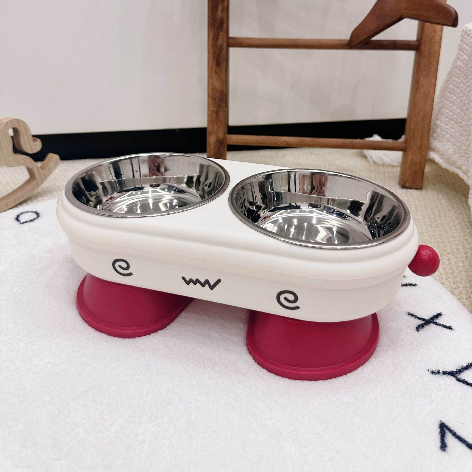 宠物用品/宠物自动喂食器/智能喂食器/宠物/宠物自动喂食产品图