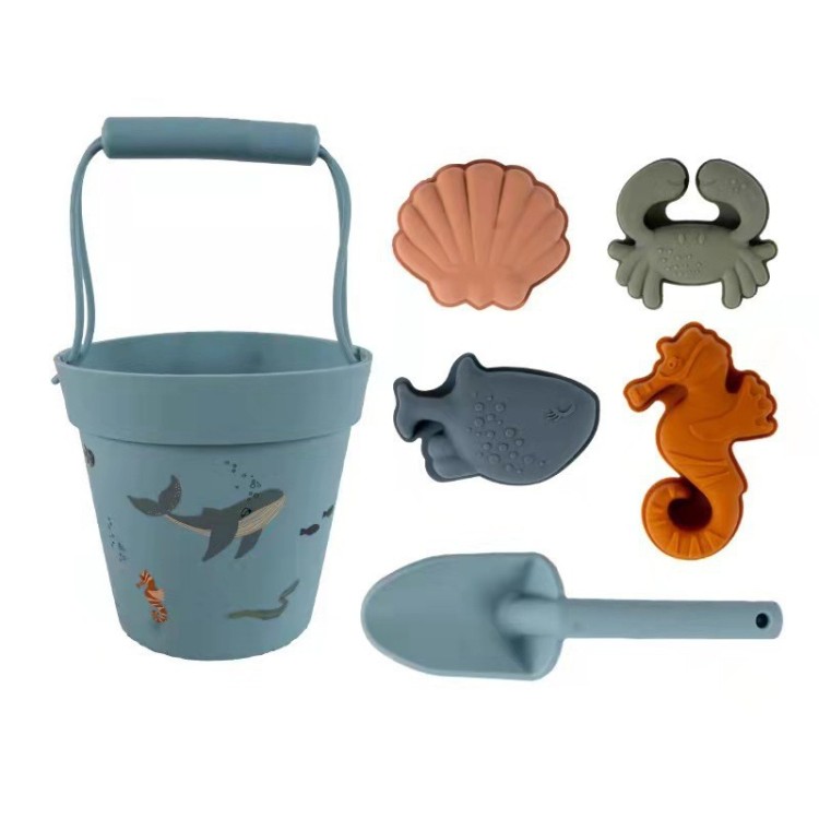 Wholesale silicone beach bucket children's toy sets of 4 or 6 pieces, seaside water play, sand shoveling, parent-child interactive sand bucket Item Picture