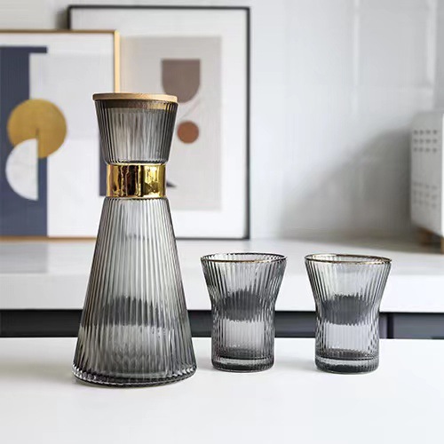 Striped glass cooling water bottle, household living room cooling water bottle, water cup, water ware, high-temperature resistant juice pot, water bottle, pot cup set Specification image