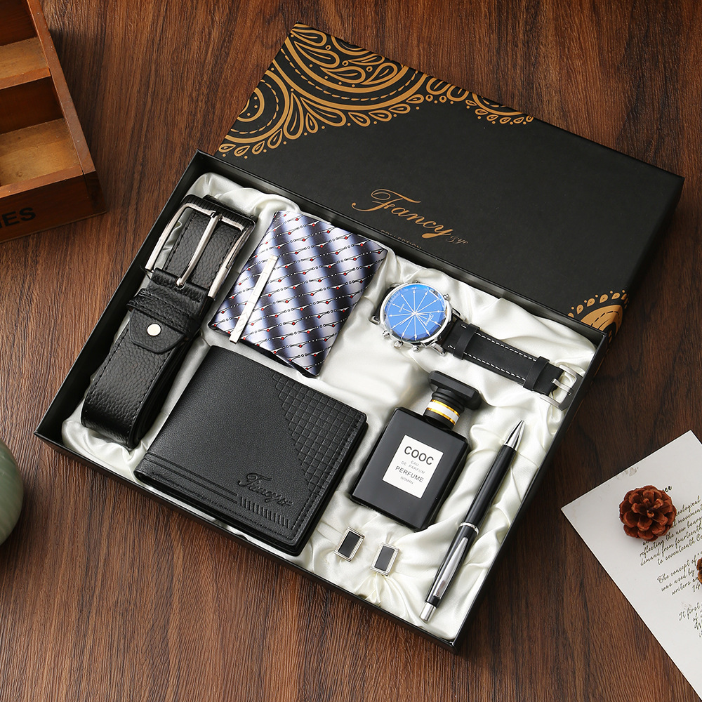 Cross border premium business gift set cinturón de cuero cartera llavero cuarzo traje de reloj de hombre reunión anual acompañante regalo de mano Item Picture
