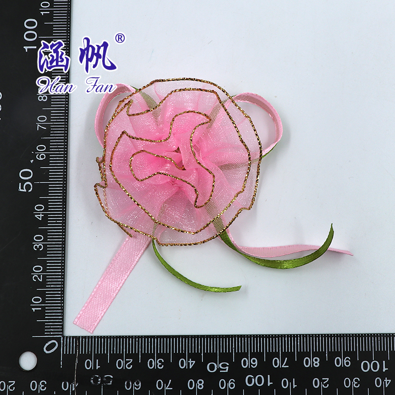 Handcrafted small flower carnation head ornaments with Hanfan woven ribbons, golden edge gauze ribbons, and small flower wedding candy boxes with bows