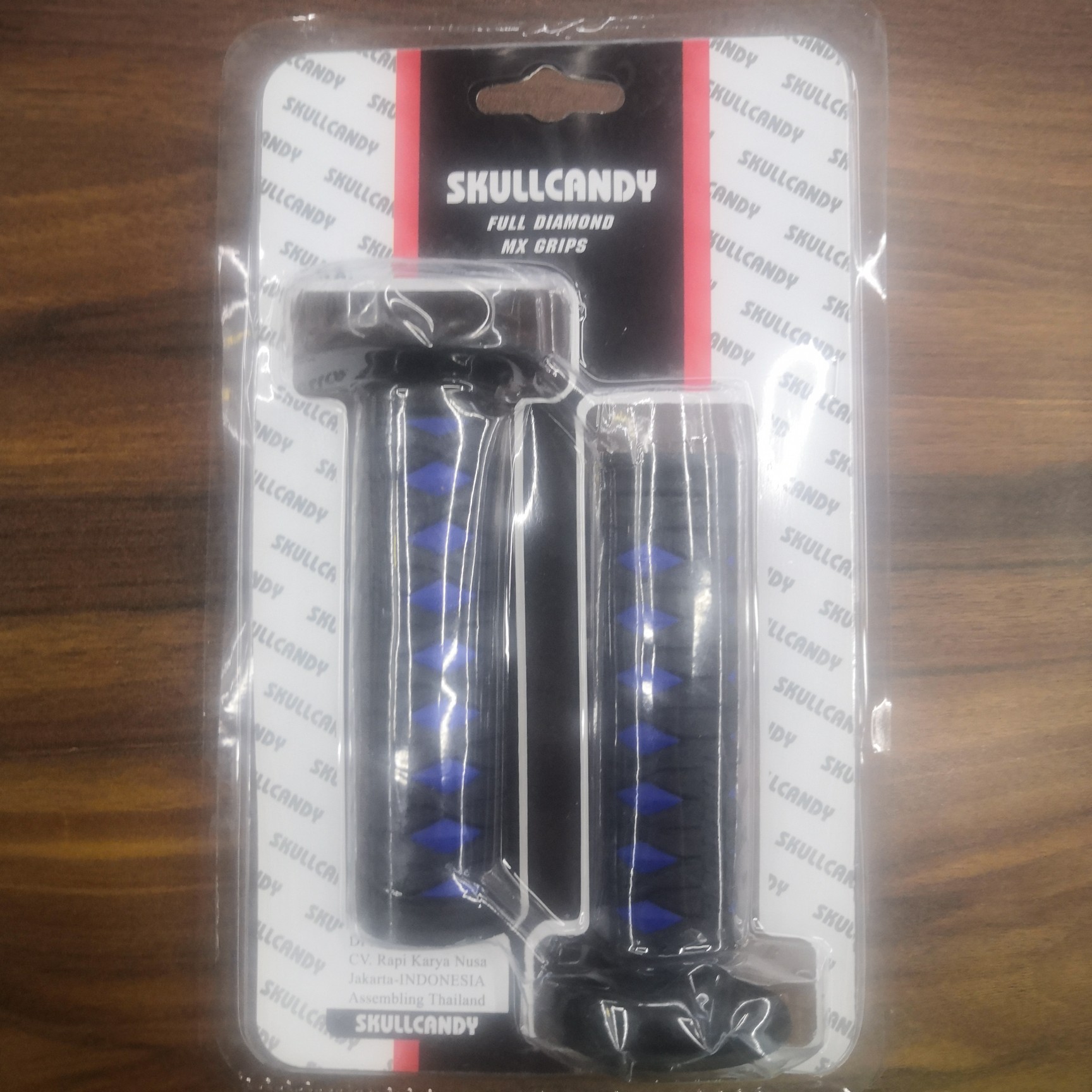Motorcycle handlebars gloves