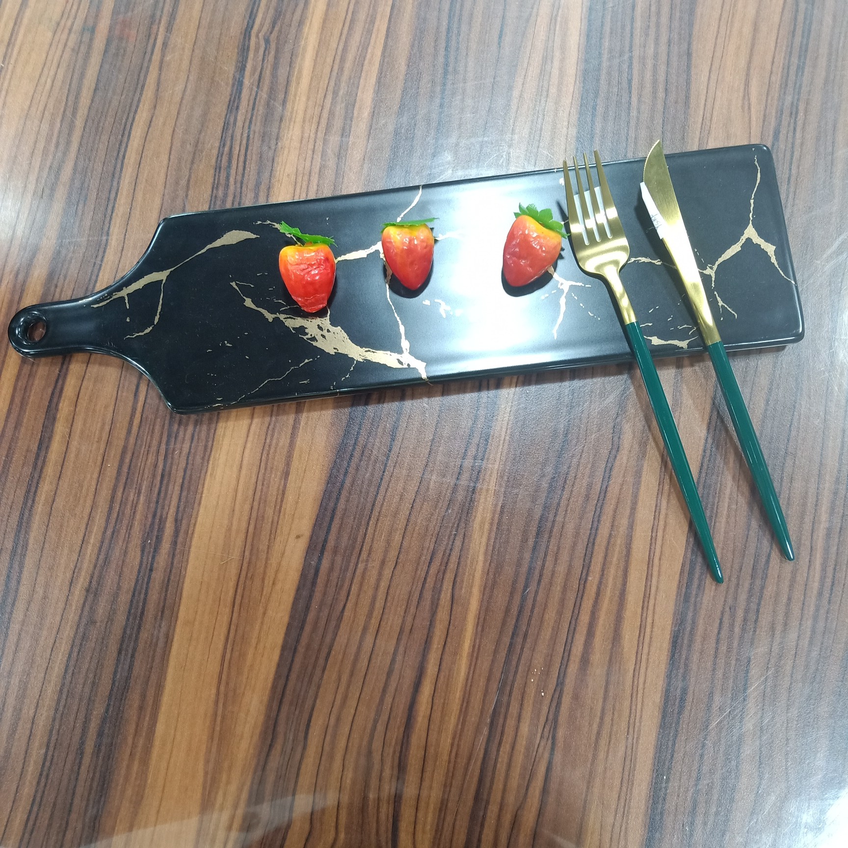 Nordic style marble-patterned black gold and white gold 16-inch long flat plate sushi plate with handle details Picture