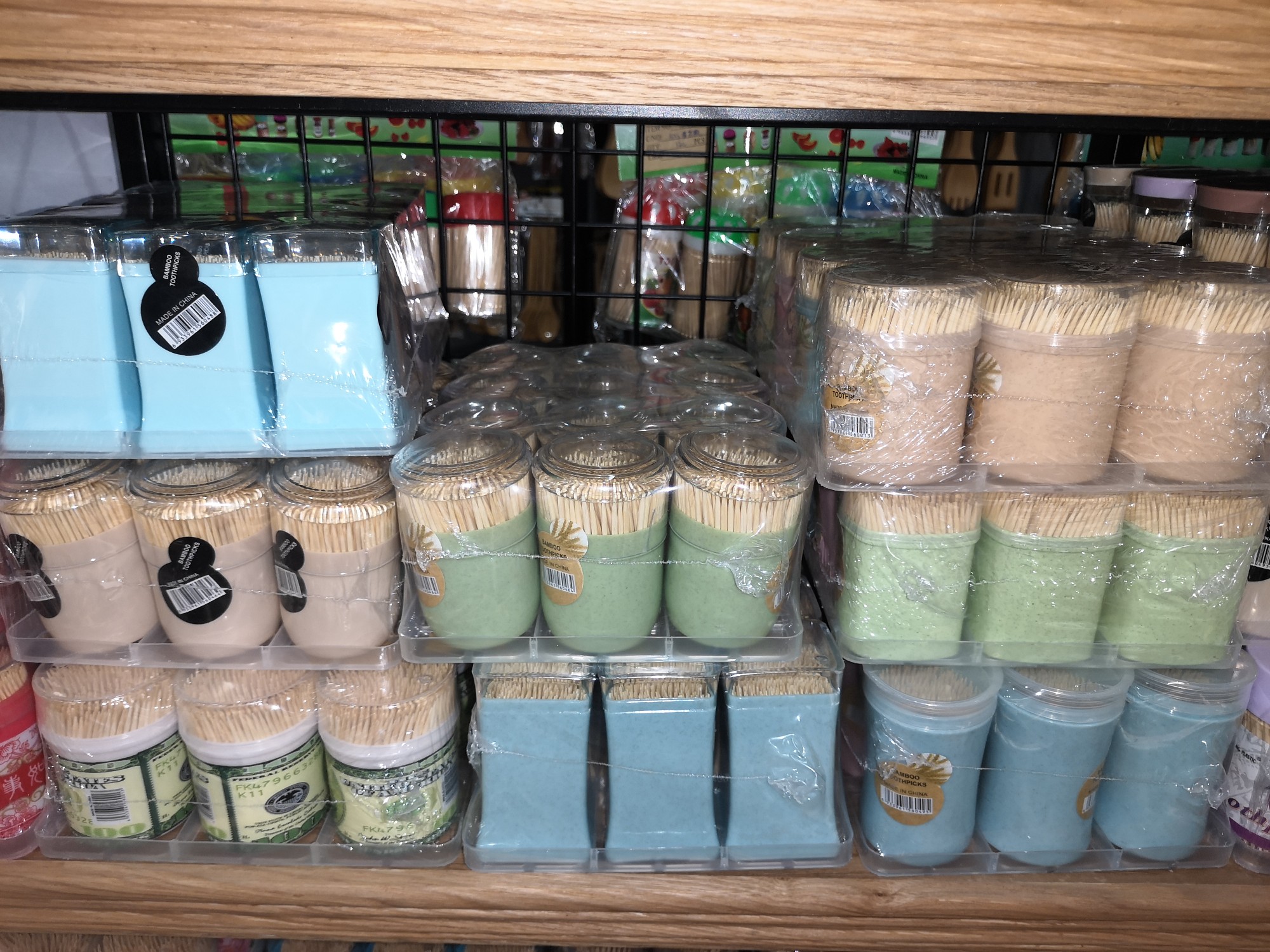 Factory direct sales of all kinds of toothpicks, bottled toothpicks, bagged toothpicks Specification image