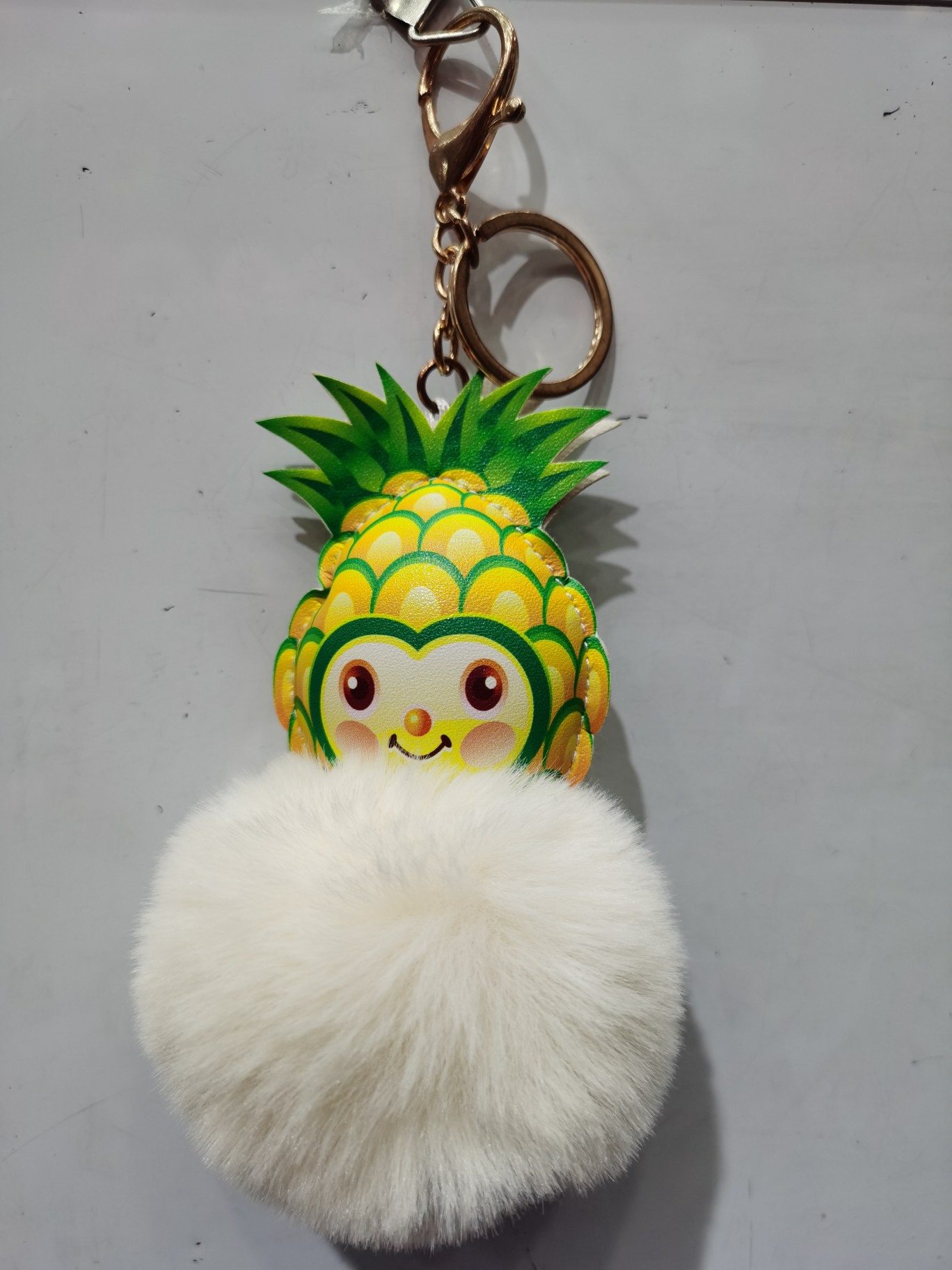 3711 Qilisa Accessories Hairball Fashion Pineapple Keychain