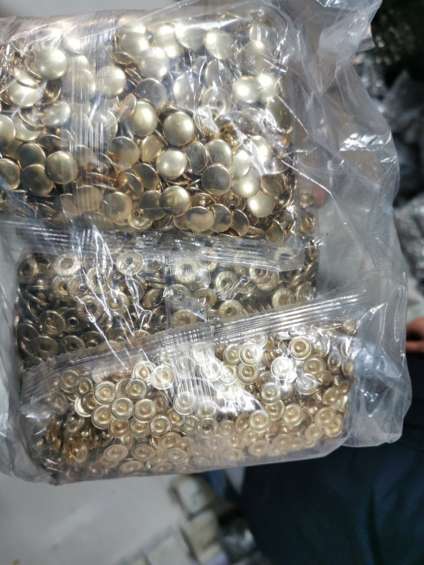 厂家直销大量现货批发零售不褪色新工艺五金拉链头箱包购物袋化妆包服饰配件材料1细节图