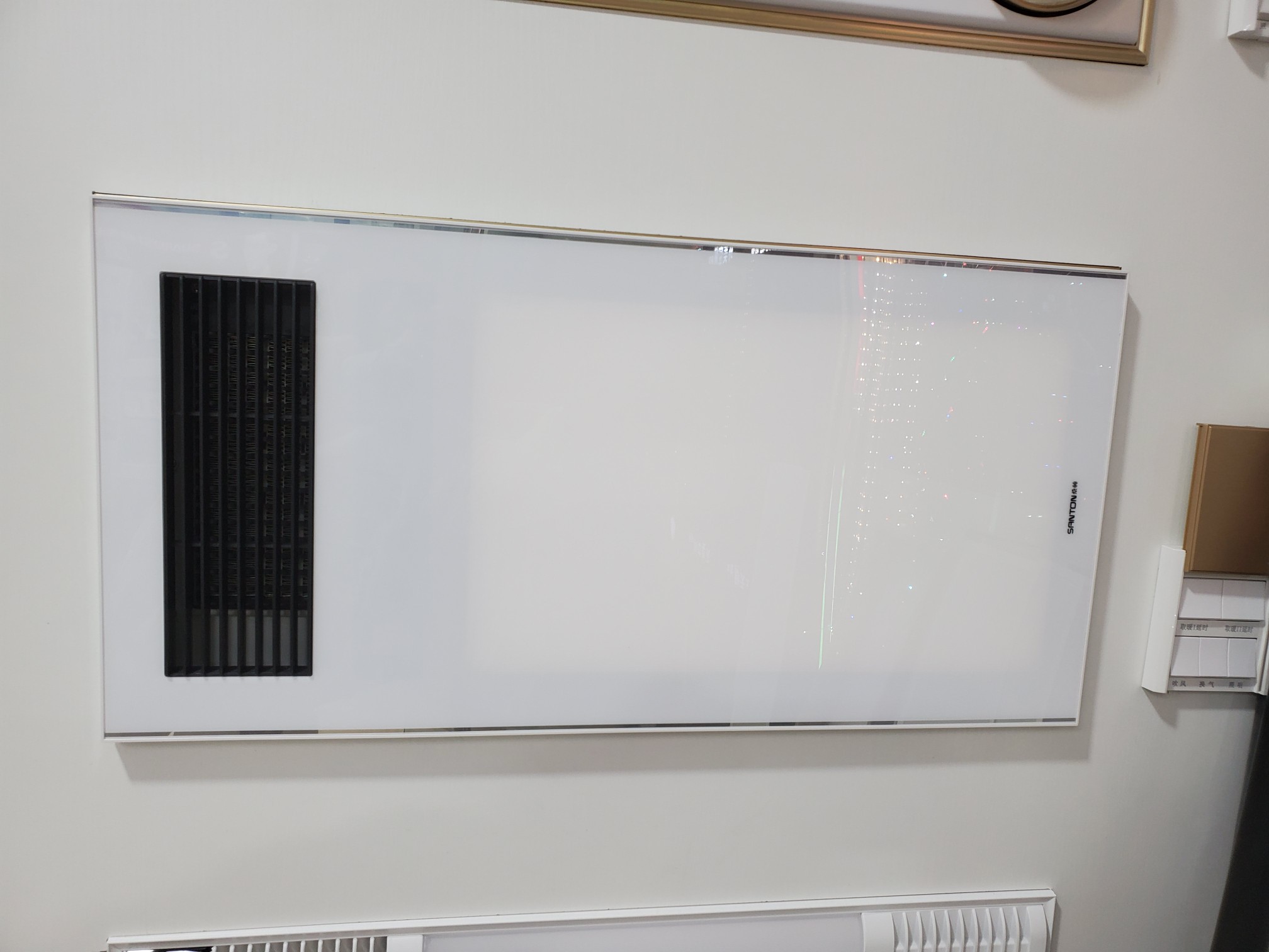 桑顿浴霸，（取暖，照明，吹风，换气，感应小也灯）