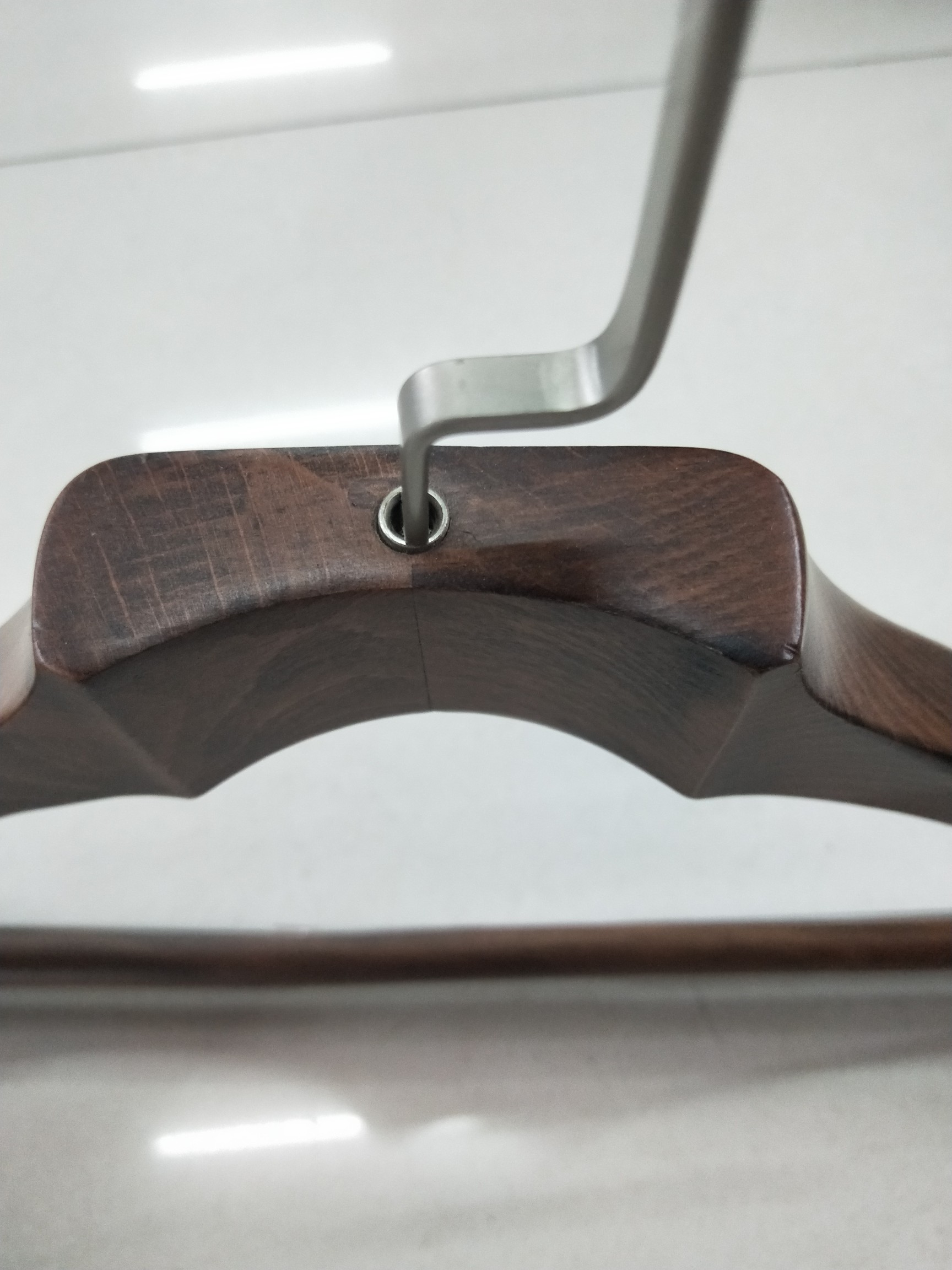 高档仿古色榉木弹条衣架实木衣架西装衣架详情图7