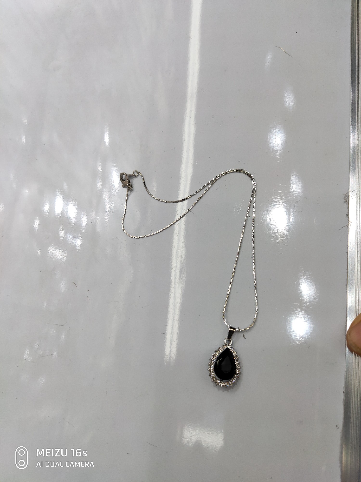 项链细节图