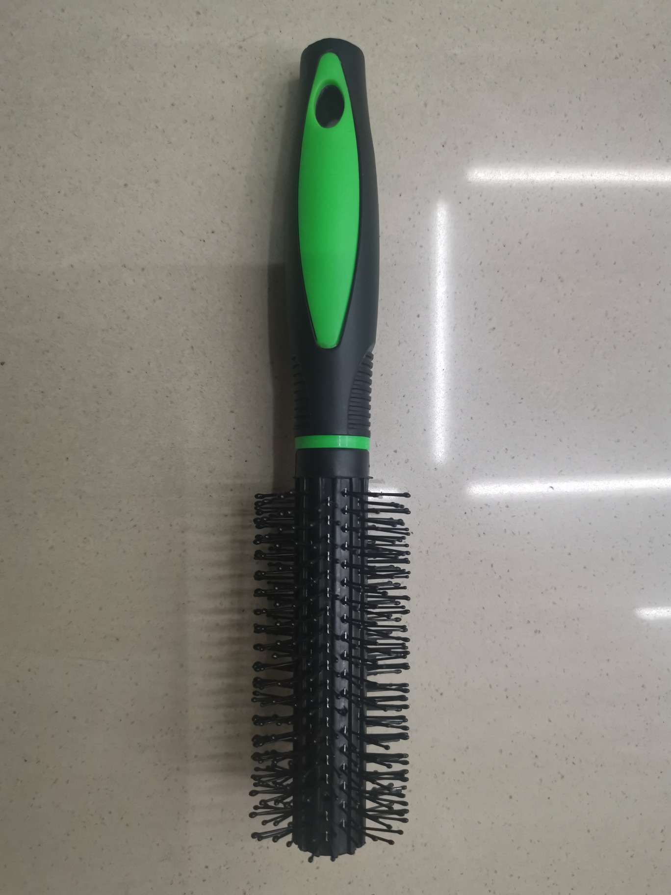 Show different types of premium combs