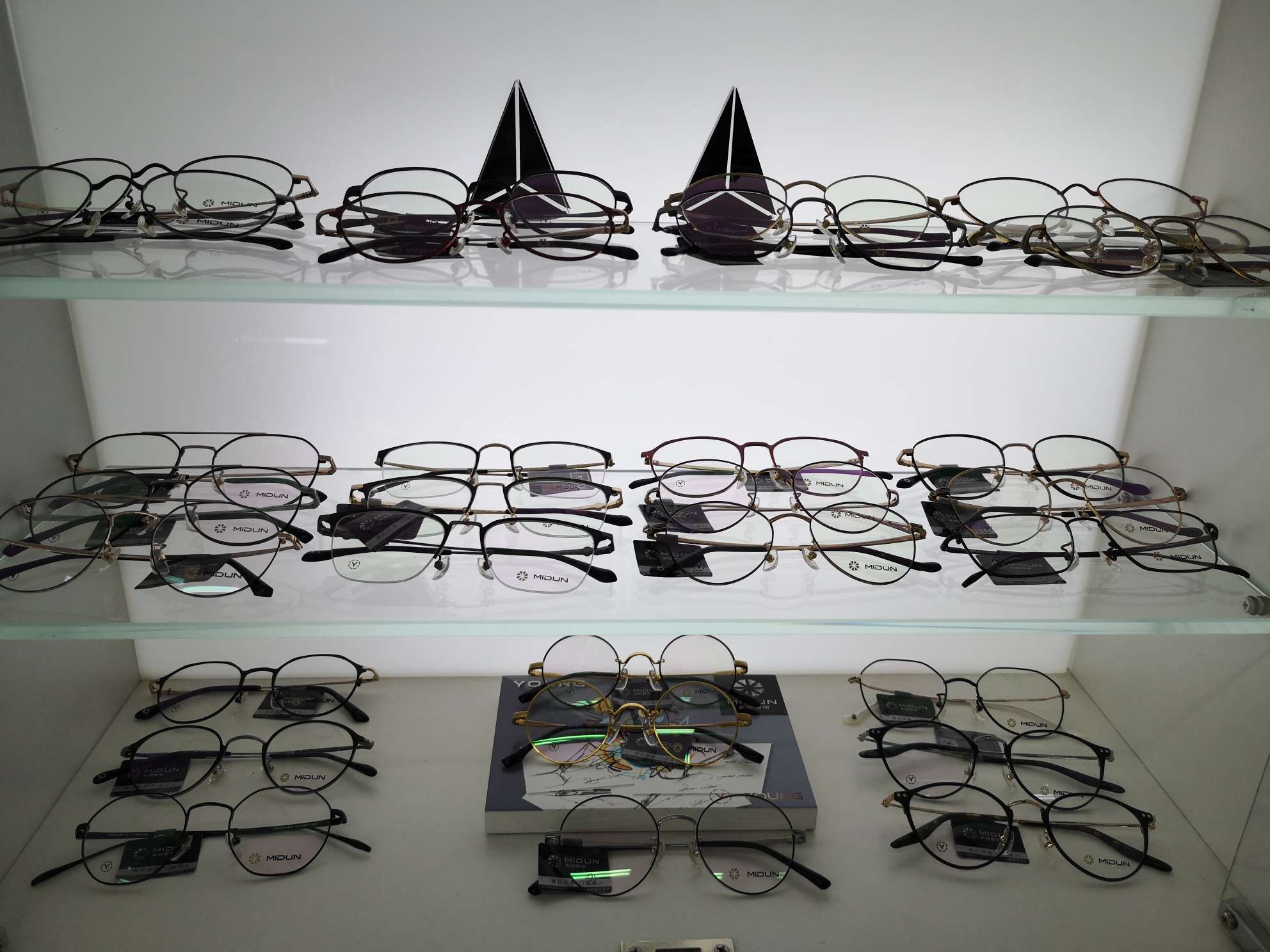 Milton brand spectacle frames details Picture