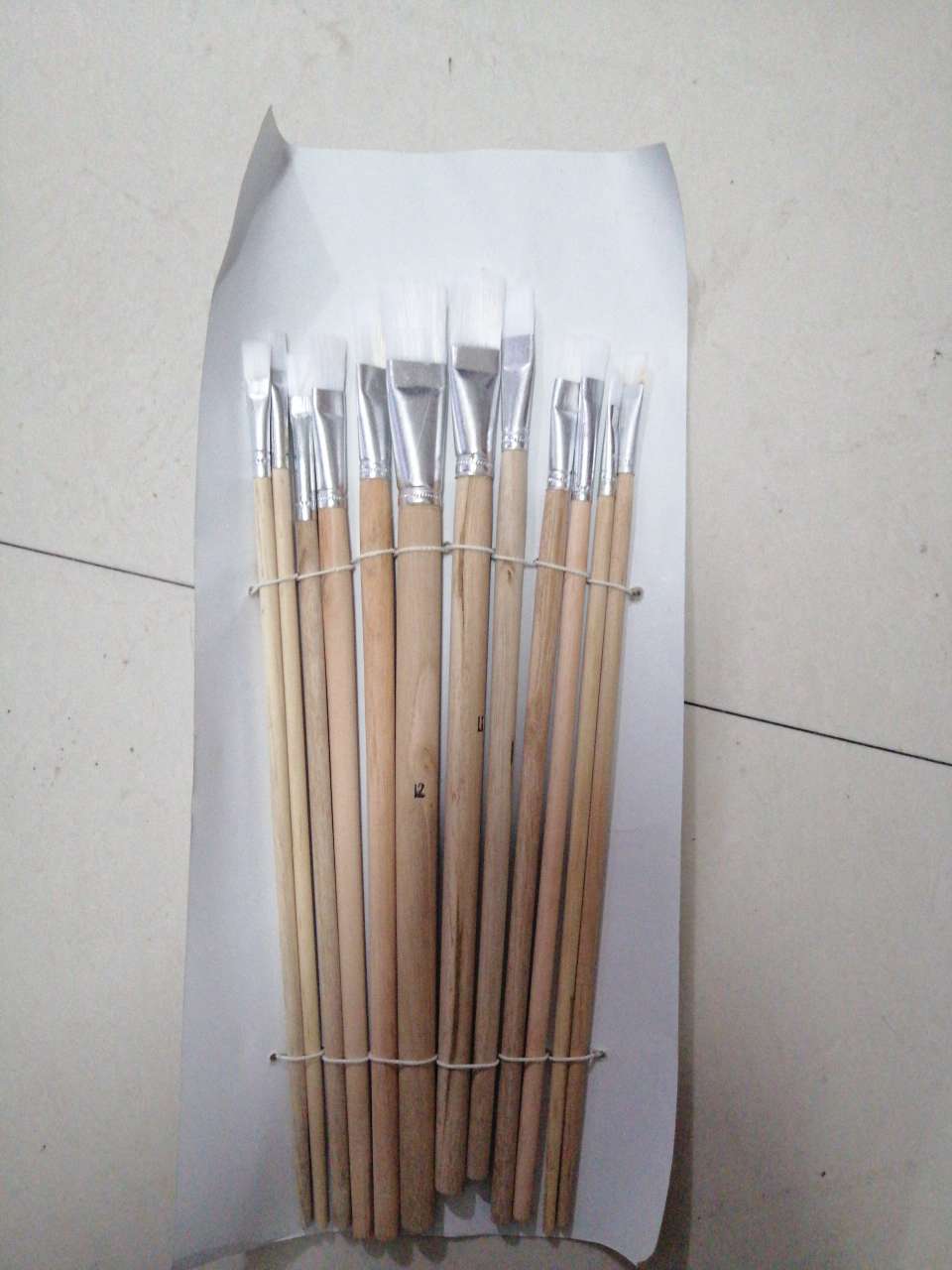 Yufan Pen Factory's Art, Calligraphy, Drawing, Office Culture 579-12 white rod nylon bristle brushes full figure