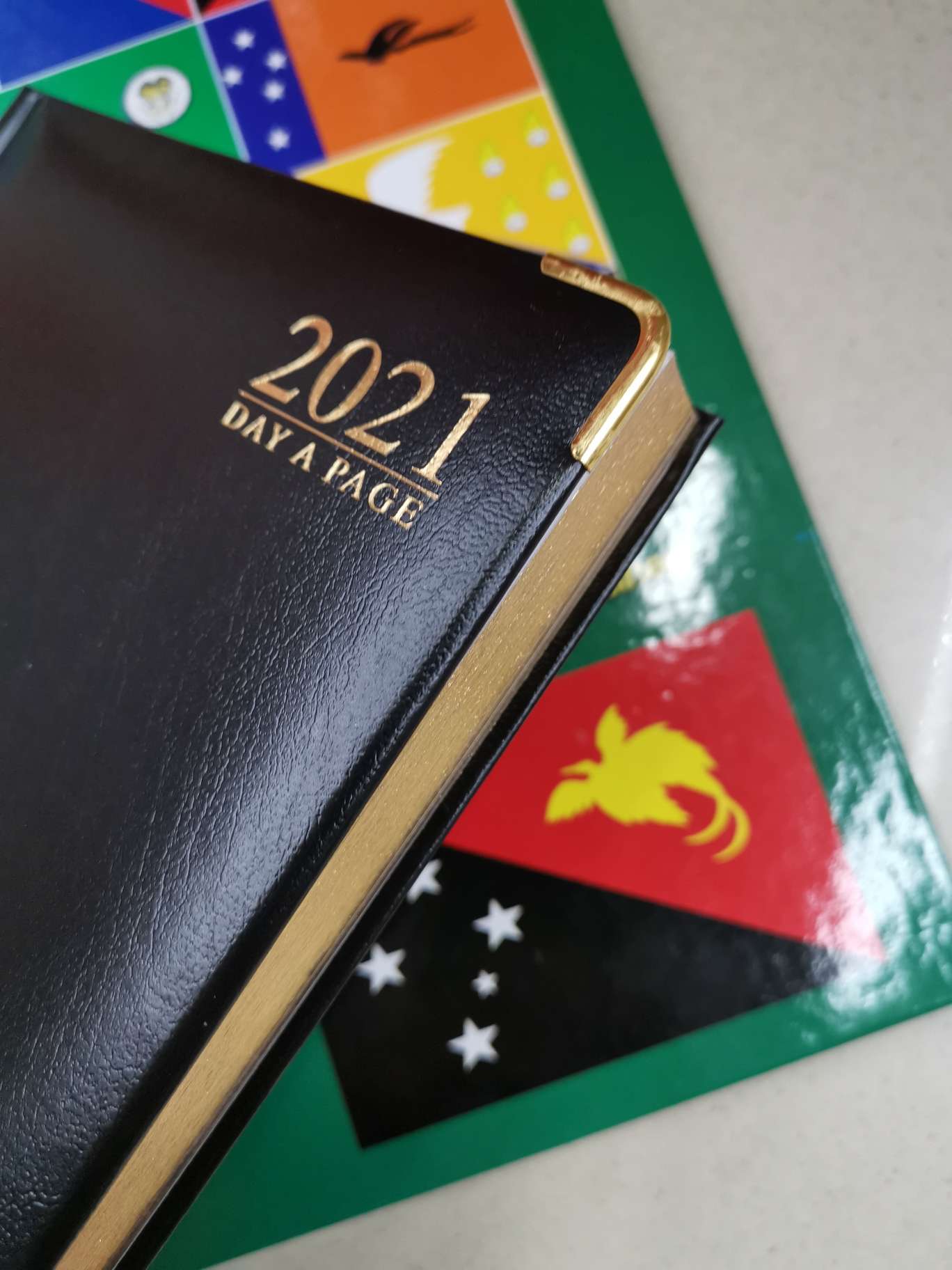 禹博工艺纸品办公文化2021年英文年历本，一天一页，带金边铜角，192张