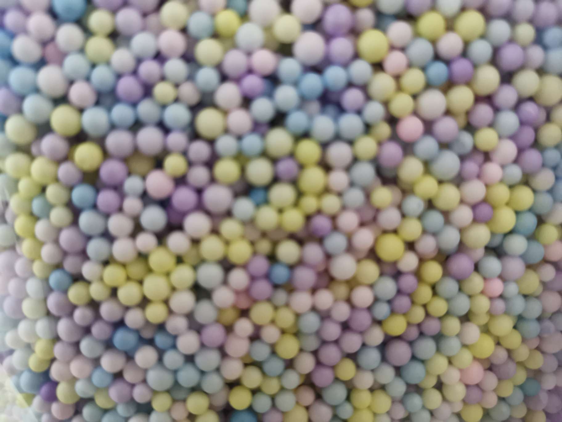 马卡龙史莱姆各种尺寸彩色小泡沫粒粉色泡沫粒小颗粒礼盒装饰玩具填充物细节图