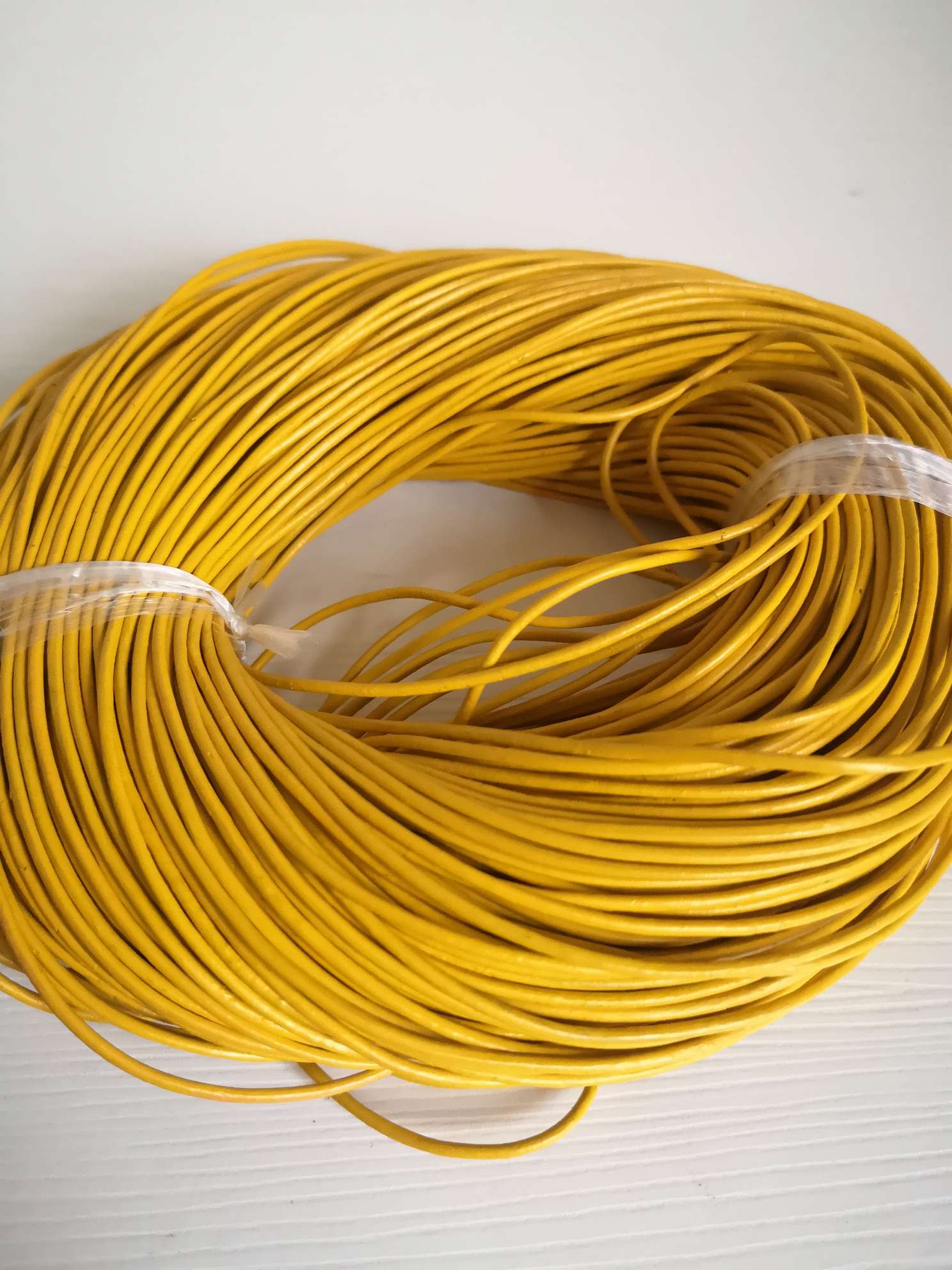 1.5mm cowhide rope 100 meters long full figure