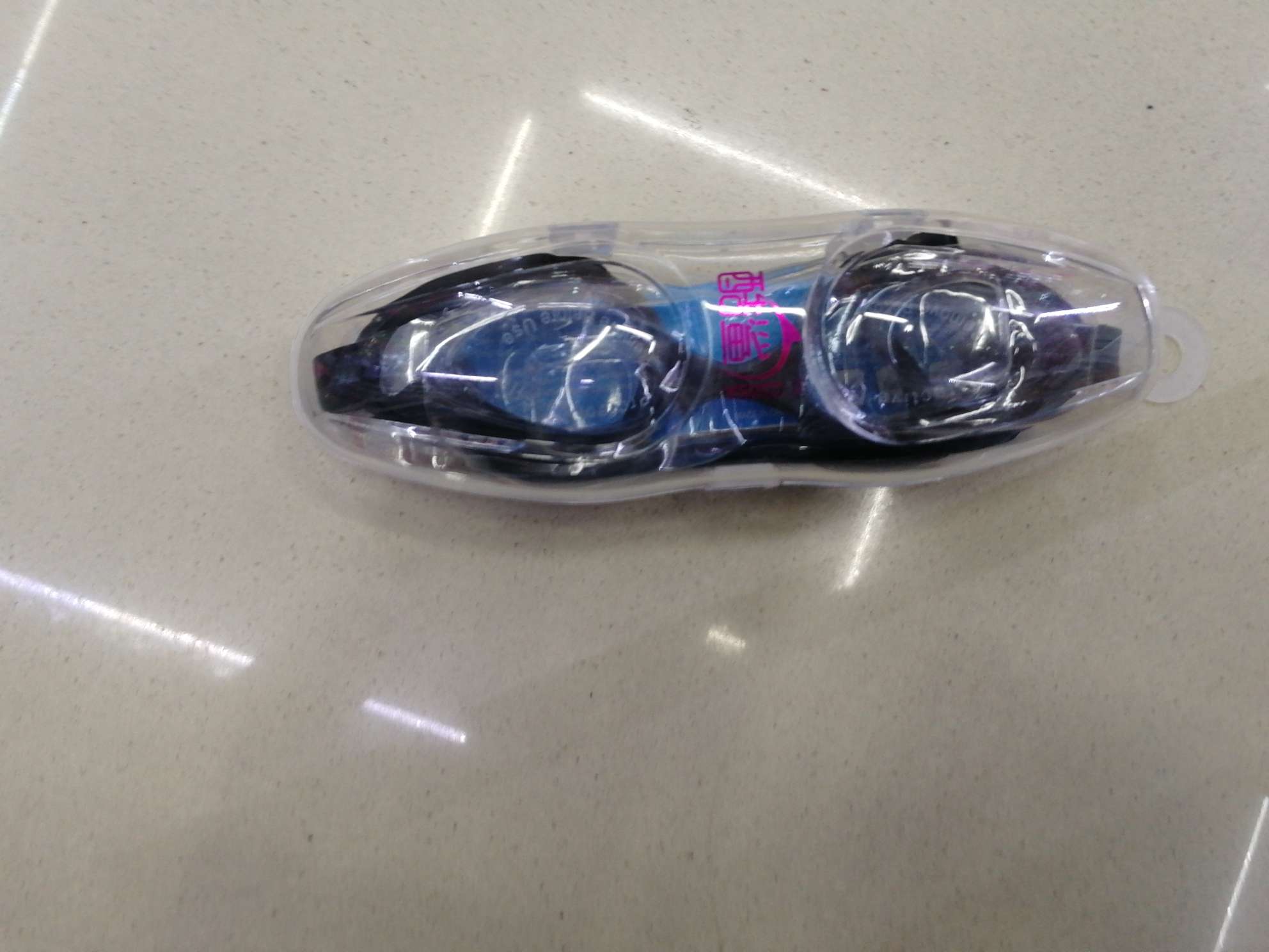 Swimming goggles 2 students professional training in swimming