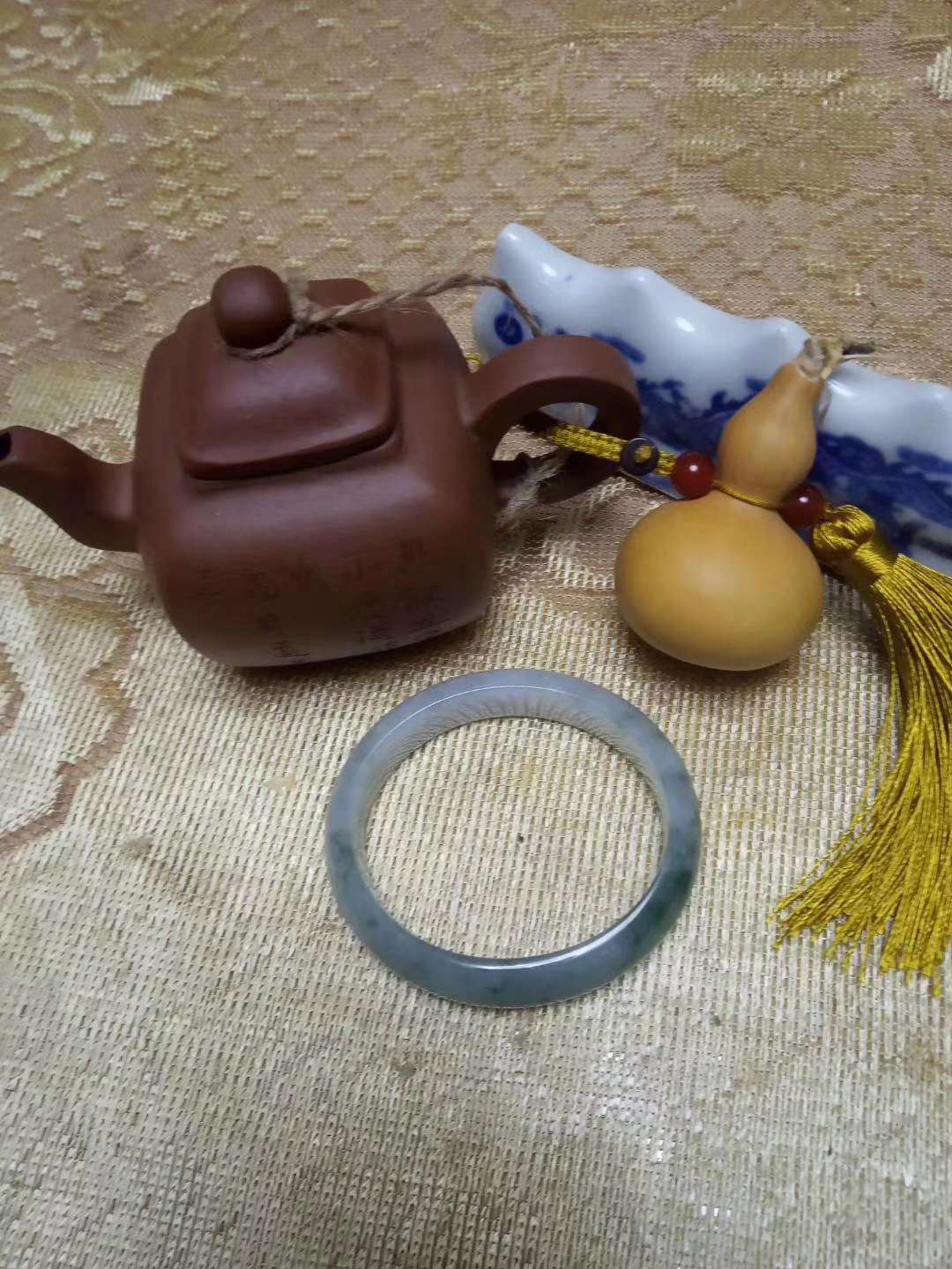 缅甸翡翠手镯 贵妃镯56mm  可私人订制各类翡翠挂件细节图