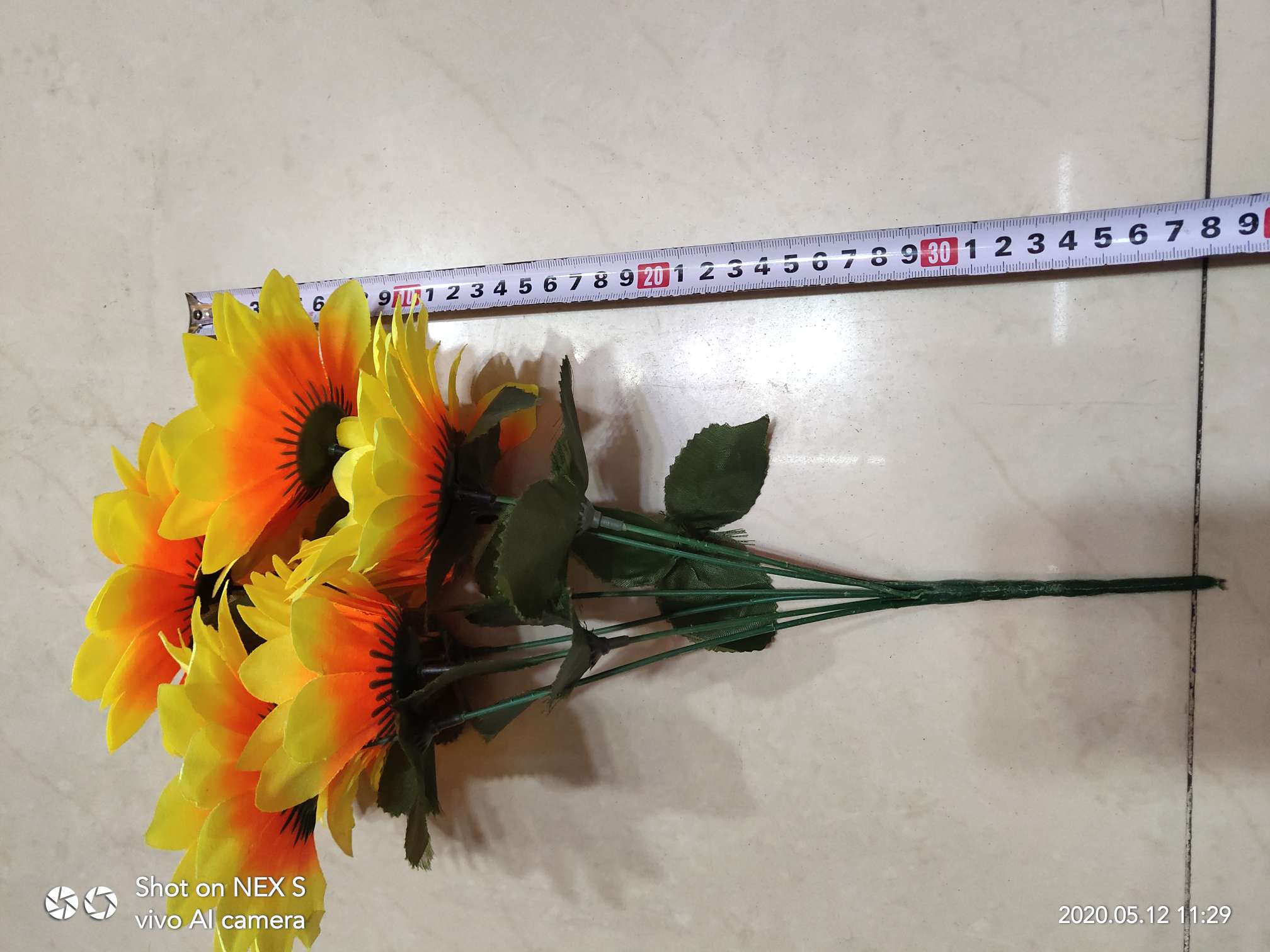Factory direct sales with favorable prices and 7 high-quality artificial sunflowers Item Picture