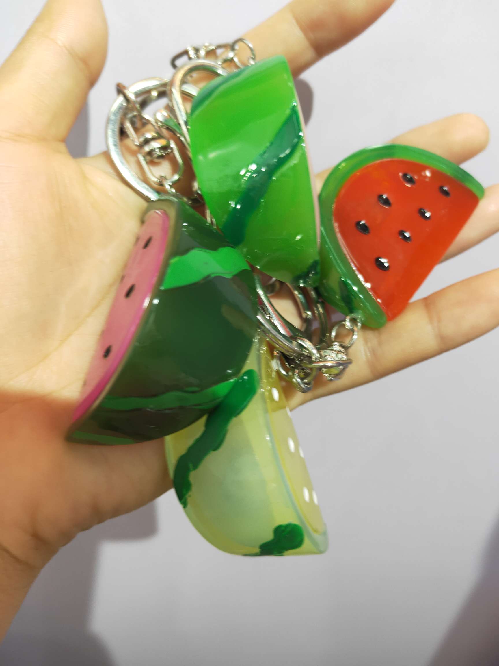 Fruit Watermelon Flashing Light Key Chain Pendant Exquisite Simple Personality Simulation Resin Toy Accessories Specification drawing