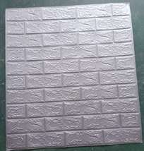 砖纹3D立体自粘墙贴，家装修墙贴，店面装饰墙贴等等。