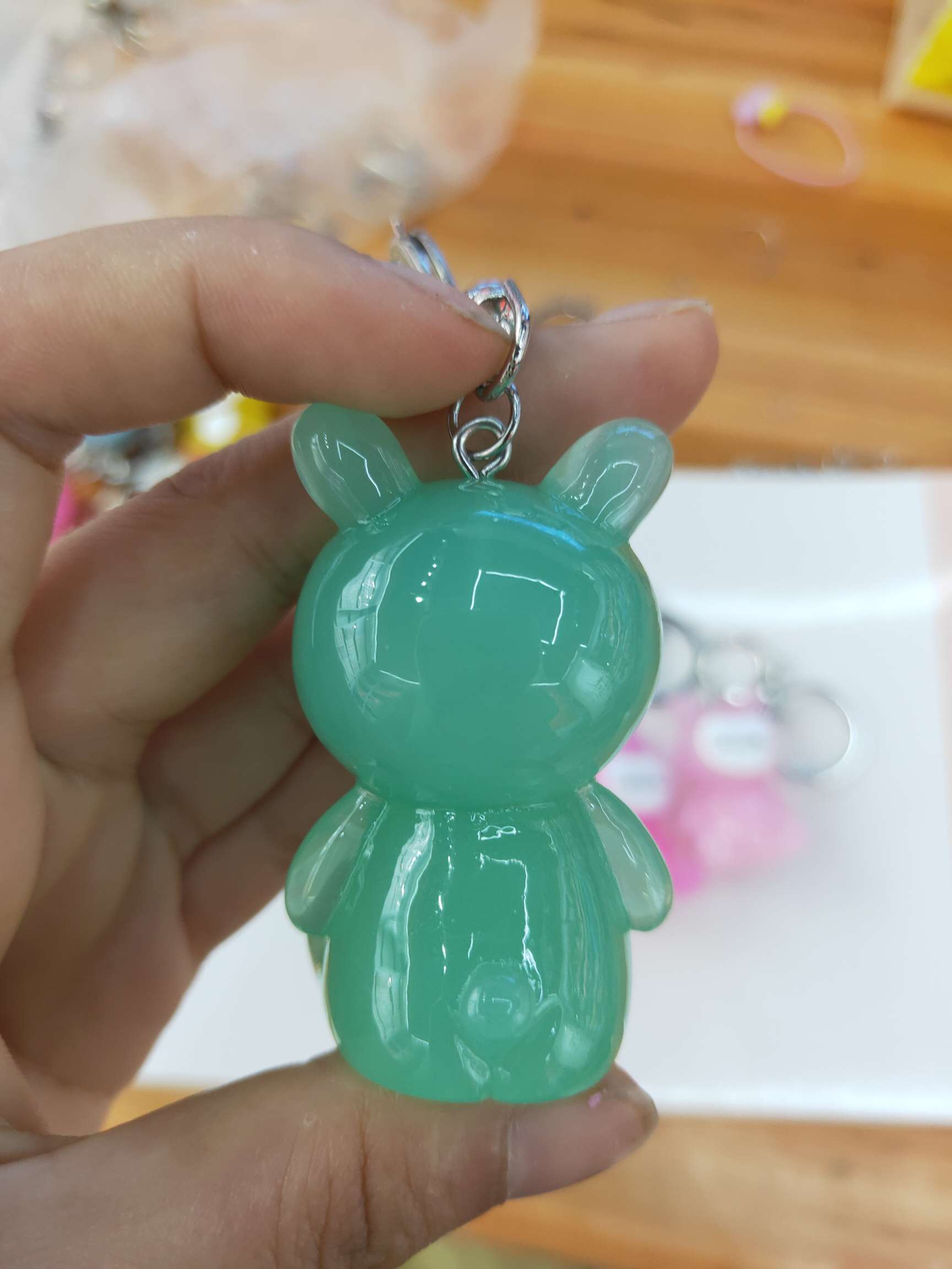 Delicate Small Pig 🐷🐷 Key Chain Pendant Resin Accessories Specification drawing