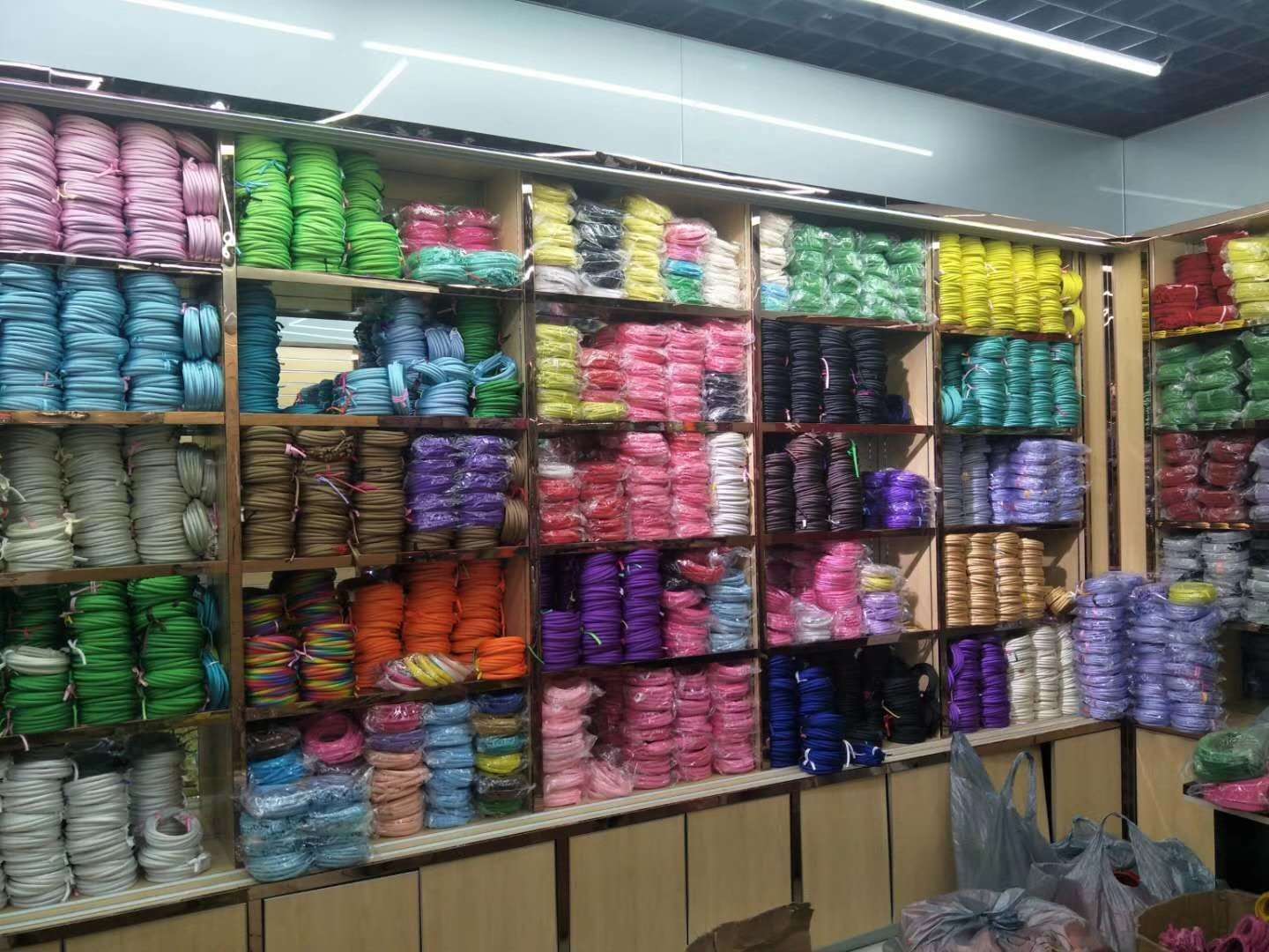 Yiwu Linda Accessories Store describe pic - 4
