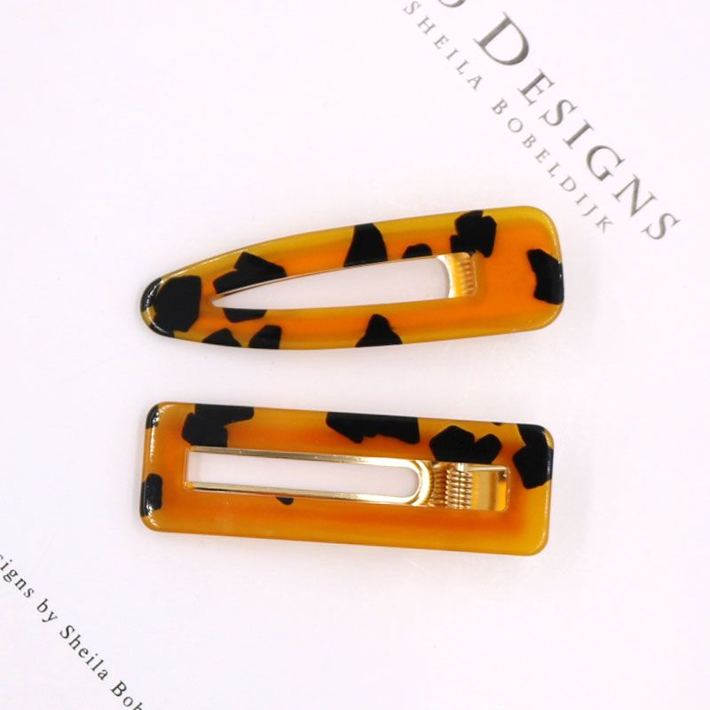Popular Leopard Print Duck Beak Clip Hollow Acetic Acid Clip Gold Foil Edge Clip Korean Bangs Clip Net Red Hair Adornment Sequin Hair Clip Square Drop Shape Set Application Scenario