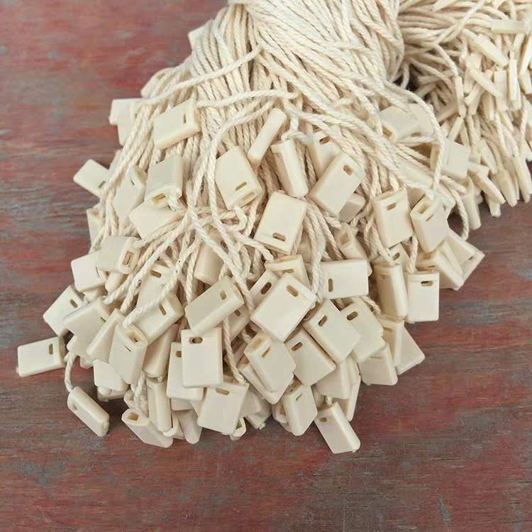服装辅料/吊牌/吊粒产品图