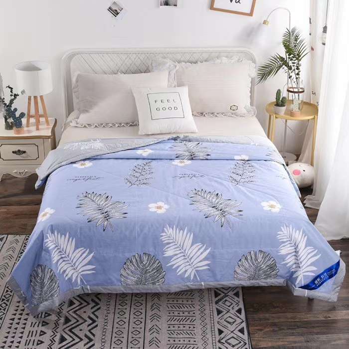 ☘ ️ 20 year chun xia new ☘ ️
🍓 cotton wide summer cool
Size, 200 x 230
🍭 fabric: 100% cotton,
🍭 filling: feather silk cotton. full figure