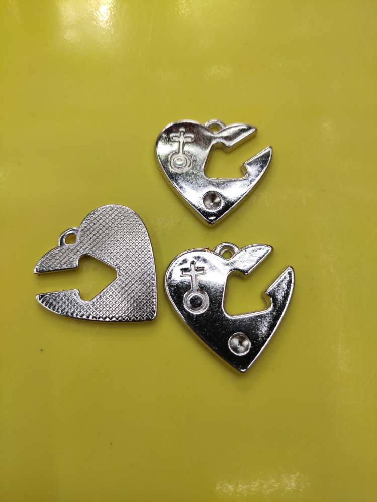 H937-2 Heart accessories made of CCB material Specification image