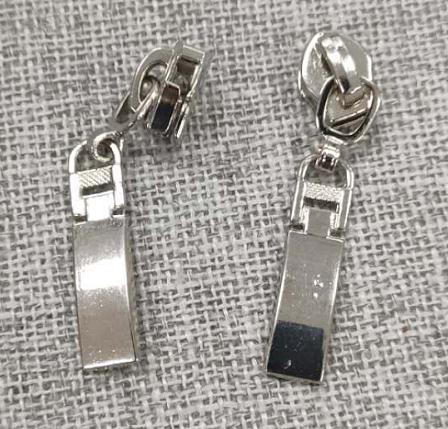 门窗挂钩实物图