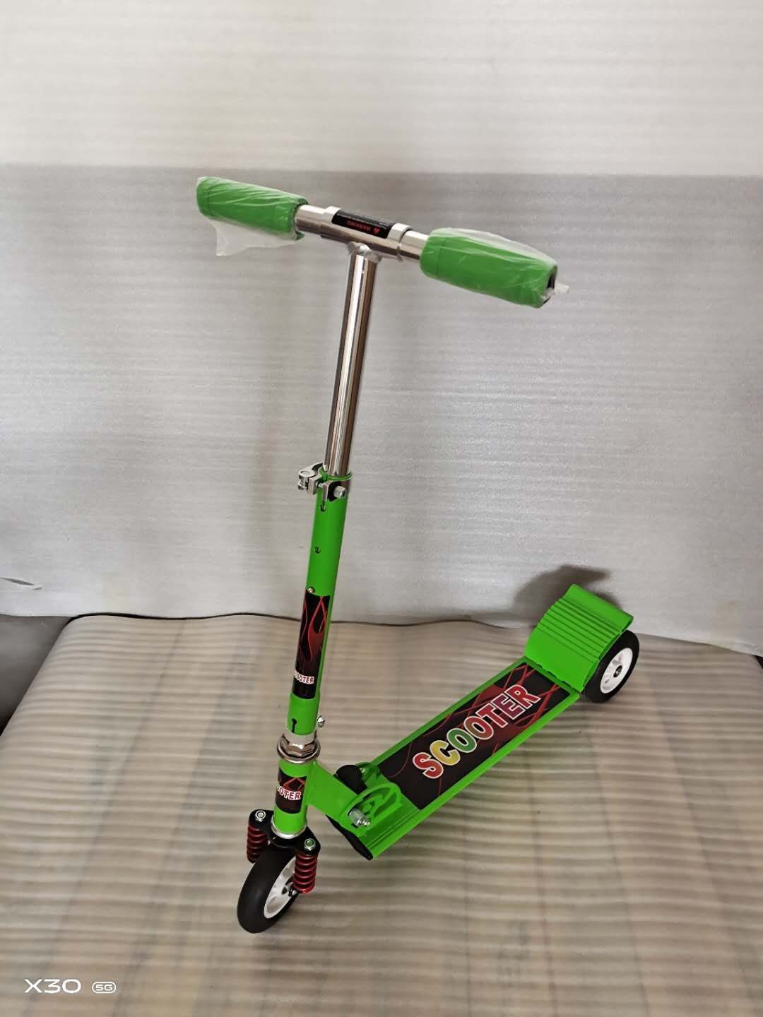 全铝大减震三轮胶轮产品图