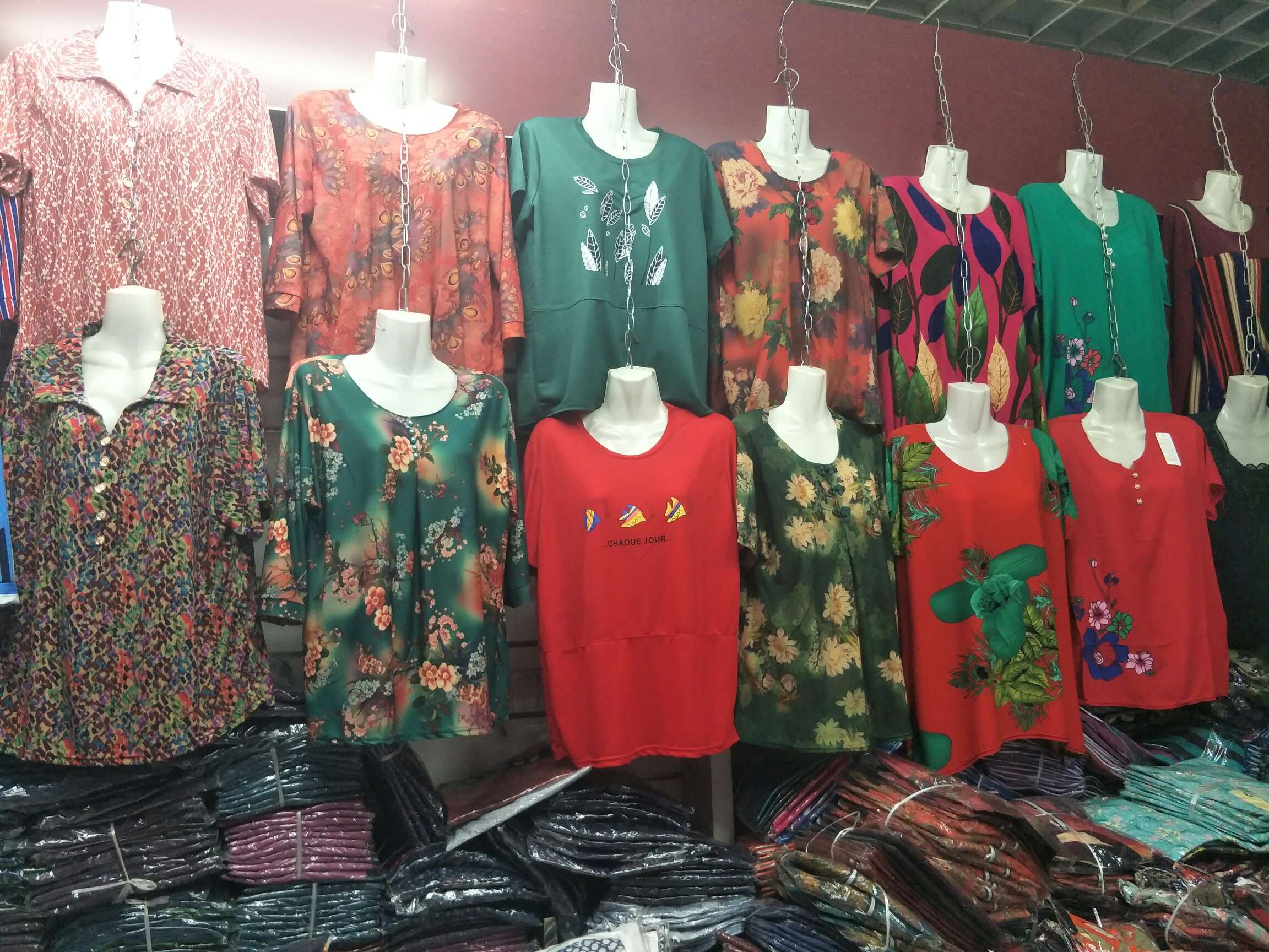 Yiwu Suda Clothing describe pic - 4