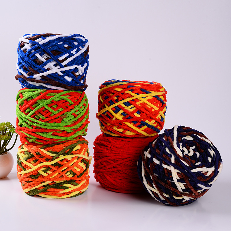 3.8 Two single-strand hook shoe lines, thick thread, home slippers, scarves, seat cushions, single solid color Application Scenario