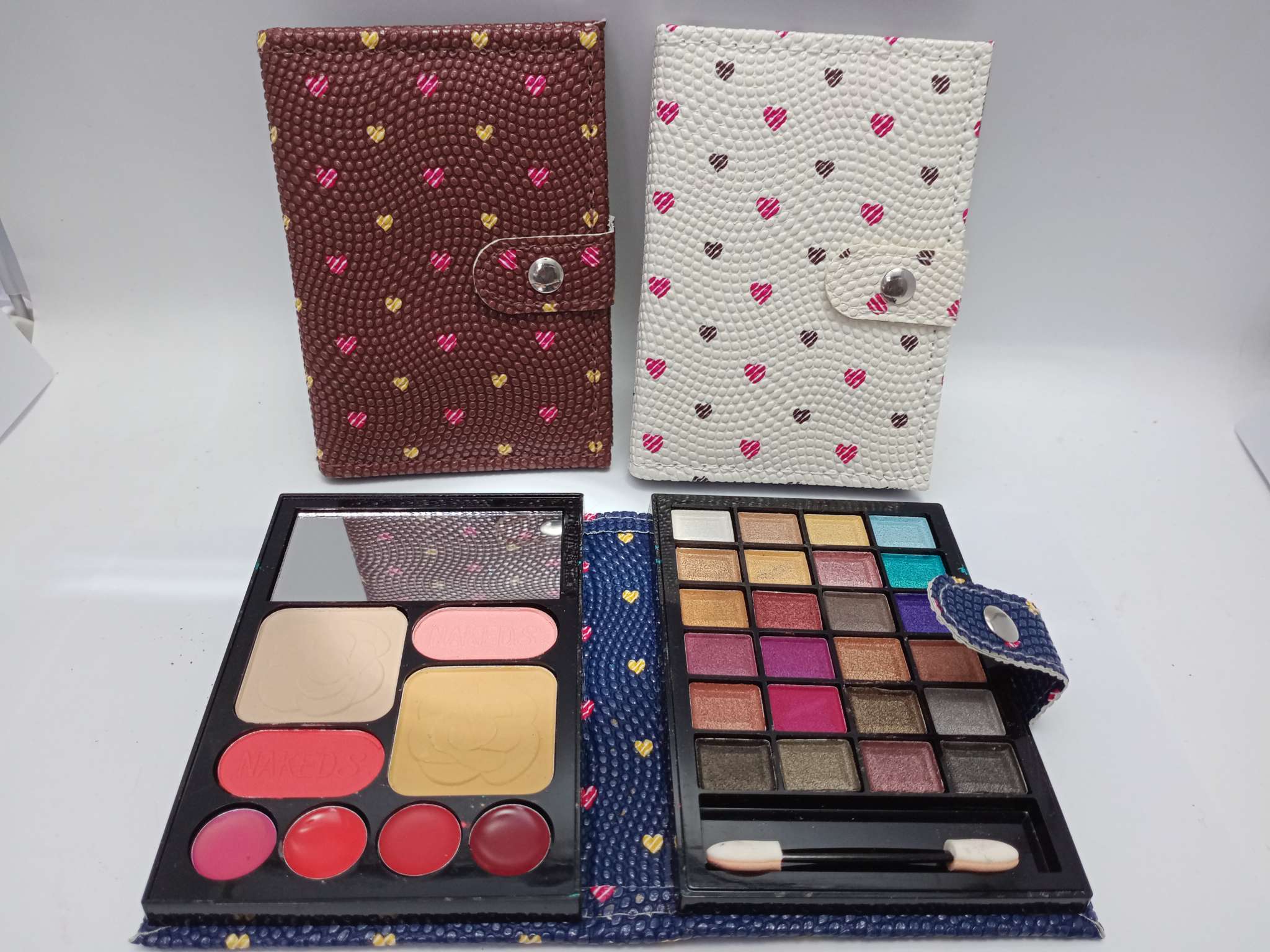 Leather 24-color and 8-color eyeshadow lip and eye makeup combination factory direct sales Application Scenario